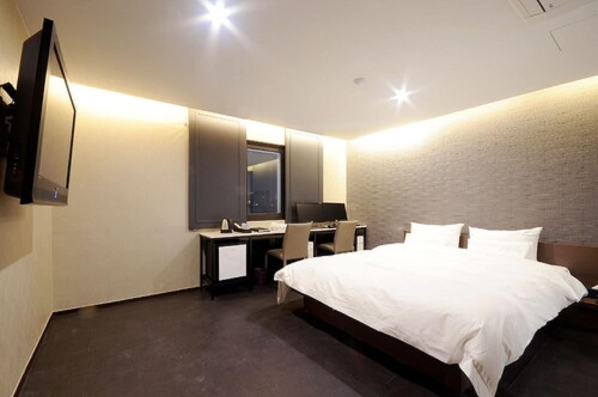 Queens Hotel Seomyeon Busan Eksteriør billede