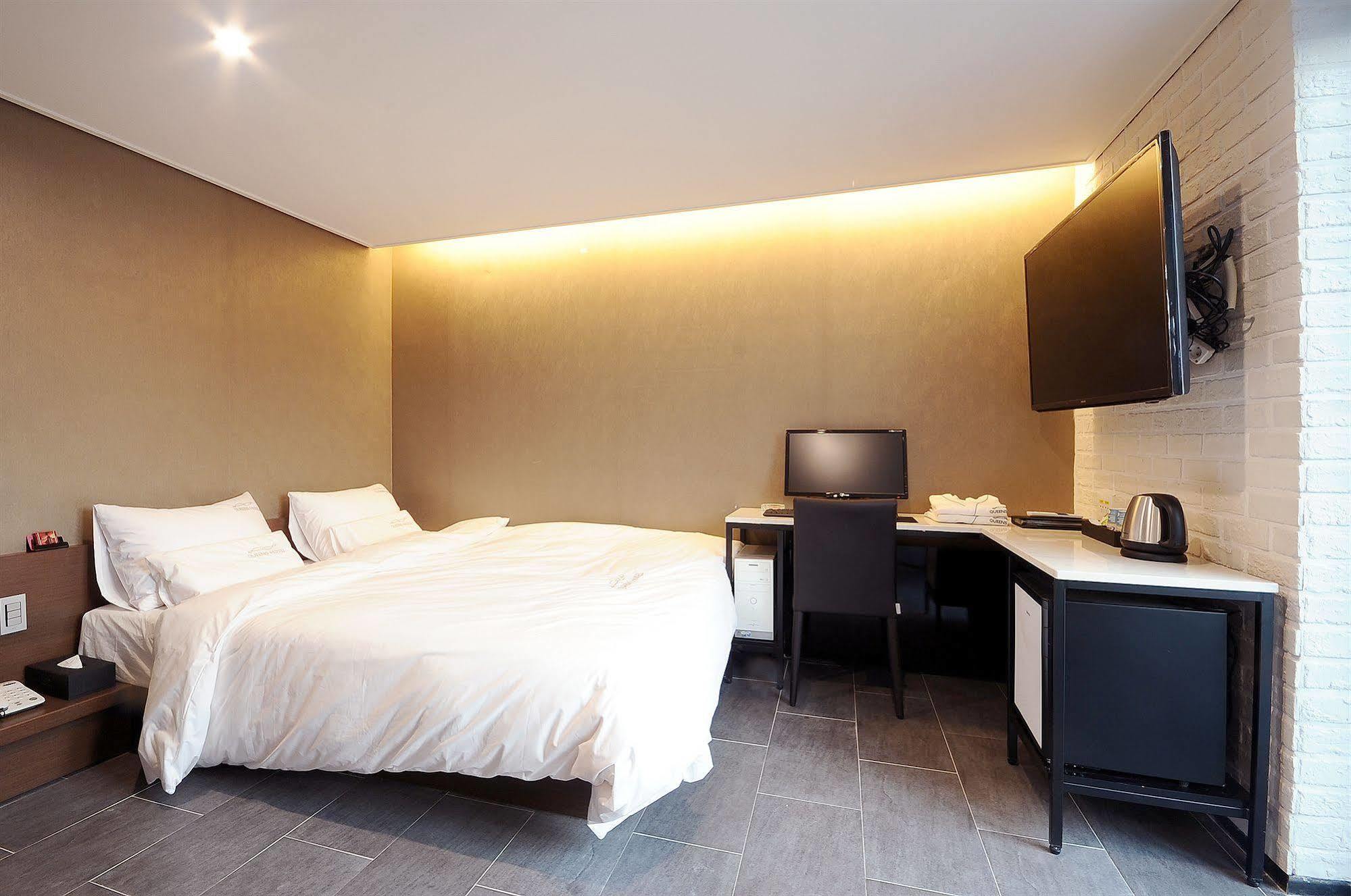 Queens Hotel Seomyeon Busan Eksteriør billede