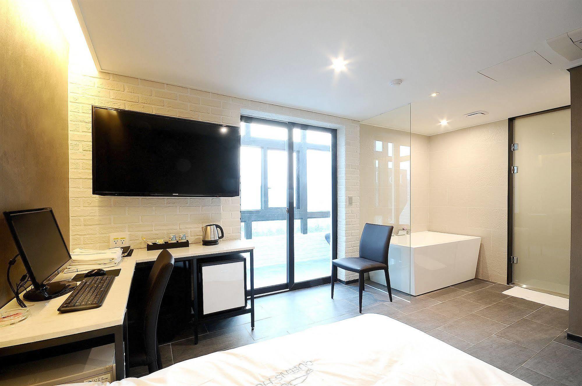 Queens Hotel Seomyeon Busan Eksteriør billede