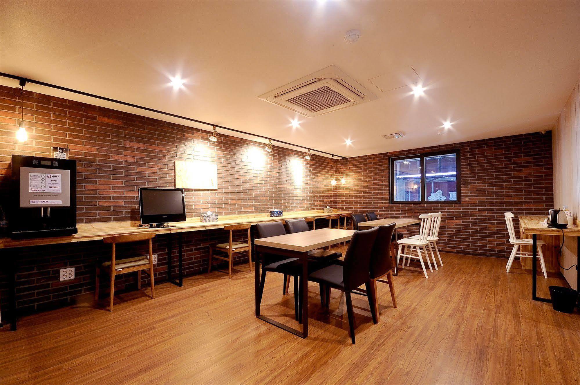 Queens Hotel Seomyeon Busan Eksteriør billede